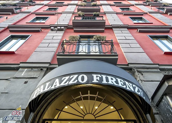 Palazzo Firenze Neapel