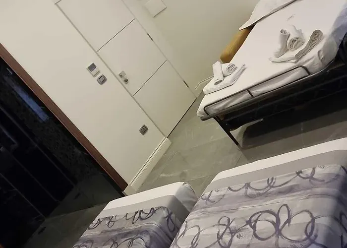 Palazzo Firenze 4* Neapel