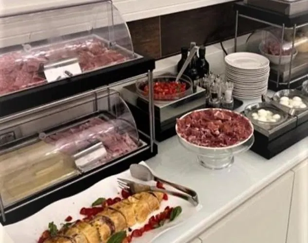 Palazzo Firenze 4* Nápoles